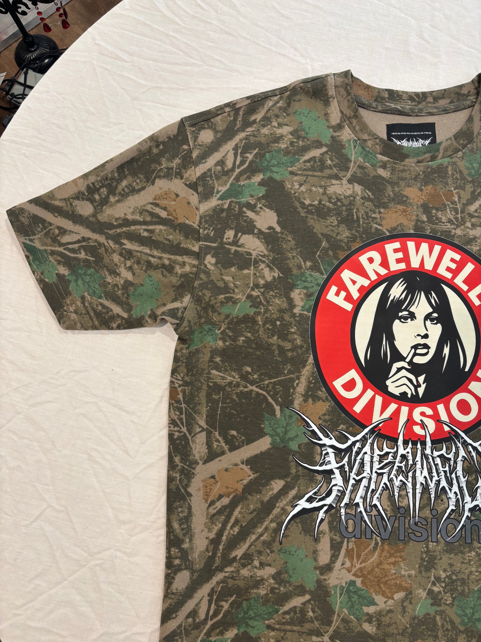 HEAVYWEIGHT CAMO "SMOKER" TEE 1OF1 (XL)