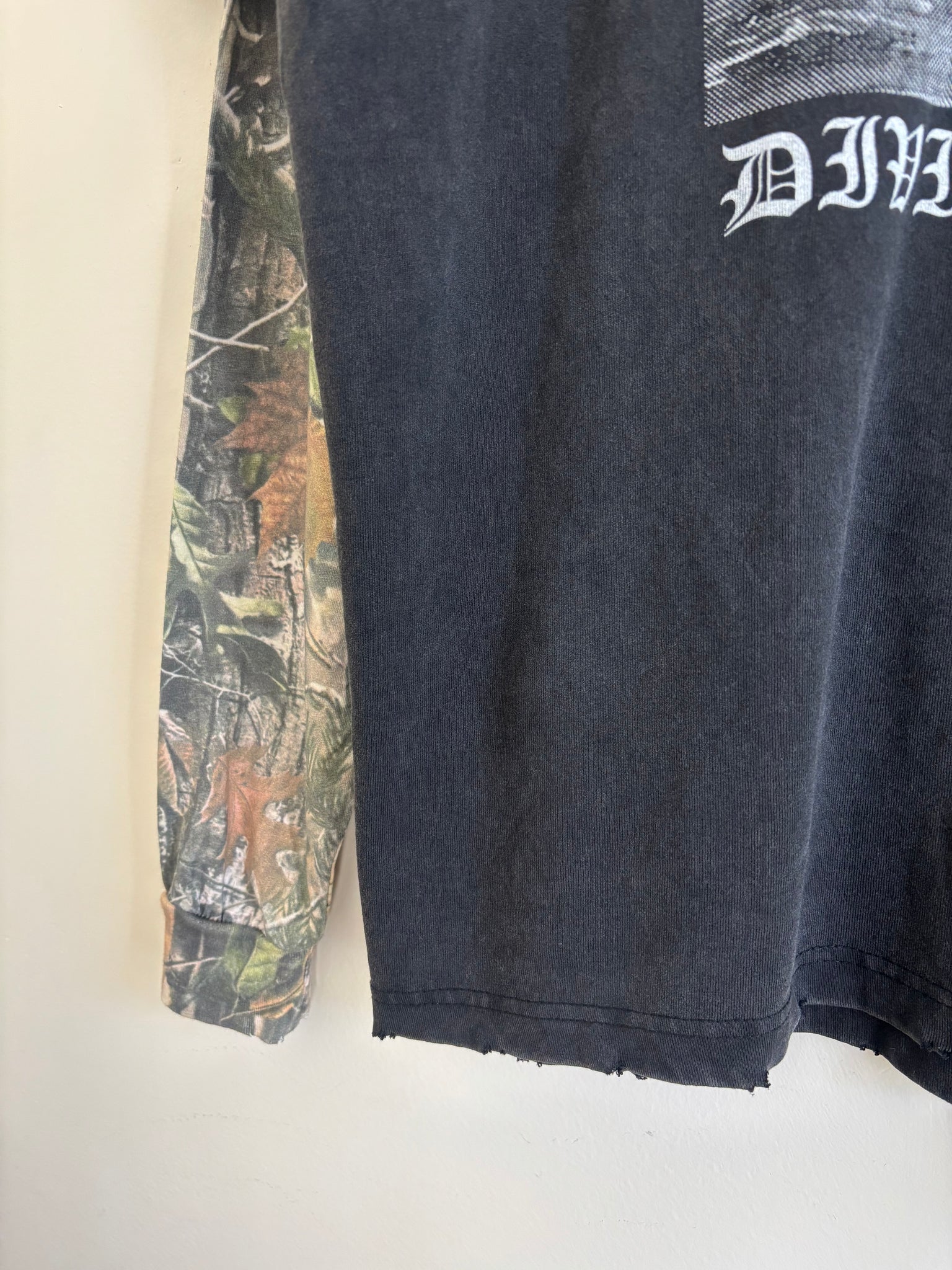 "ELECTROCRUCIFIX" WASHED HEAVYWEIGHT LAYERED TEE